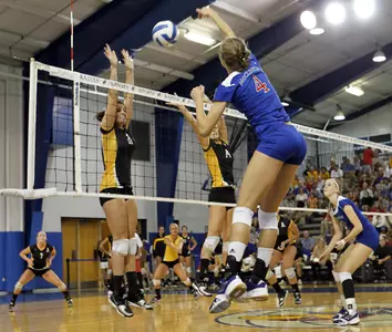 Jayhawks Move Past Mountaineers to Remain Undefeated Image