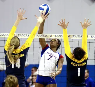 Tolefree Perfect as Jayhawks Sweep Mountaineers Image