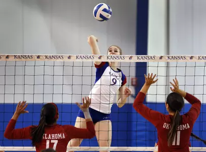 Jayhawks Sweep Sooners to Set Home Win Record Image