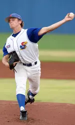 Jayhawks Complete Sweep of Chicago State Image