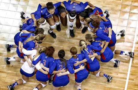 Volleyball Finishes Season with Program-Best No. 4 Ranking Image