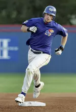 Wichita State Outlasts Kansas Baseball, 11-9 Image