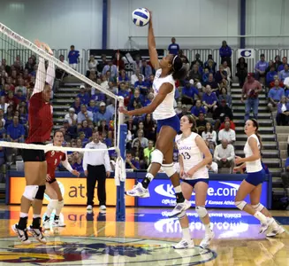 KU Volleyball Suffers Road Loss at Oklahoma Image