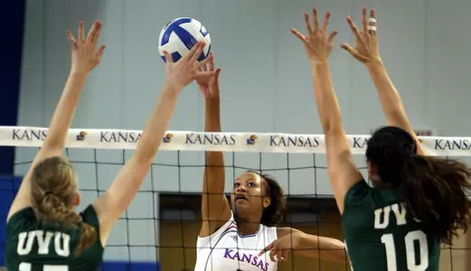 Jayhawks Start Strong at Jayhawk Invitational Image