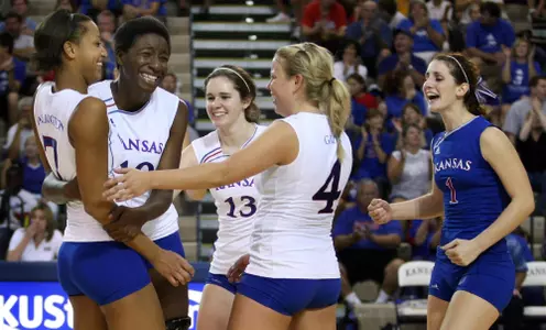 Volleyball Sweeps NC State For First Victory Of 2008 Image