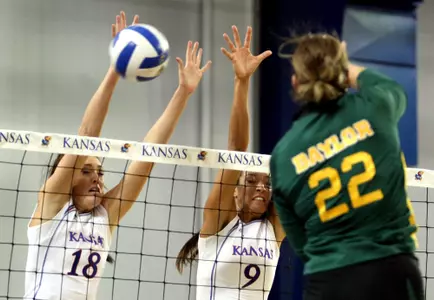 Volleyball Jayhawks Rally Back To Top Baylor In Four Image