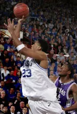 Simien Shines in Final Home Game Image