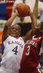 McCray, Morris Lead Women's Basketball to WNIT Win Over Arkansas, 75-59 Image