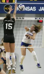 Jayhawks Fall to #20 Wildcats, 3-0 Image