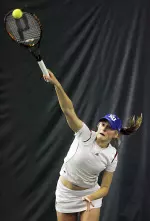 Tennis Sweeps Drake, 7-0 Image