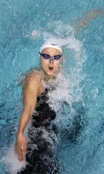 Kansas Swimming and Diving Competes in Annual Intrasquad Meet Image