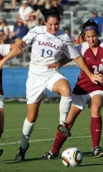 Kansas Soccer Goes 1-1 in Big 12/Big 10 Spring Challenge Image