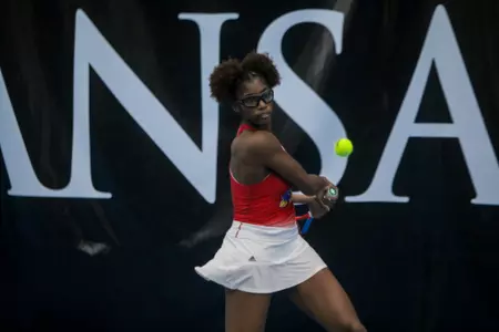 Kansas Falls at Oklahoma, 6-1 Image