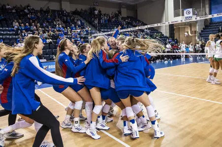 Kansas Sweeps Oregon in Opening Round of NCAA Tournament Image