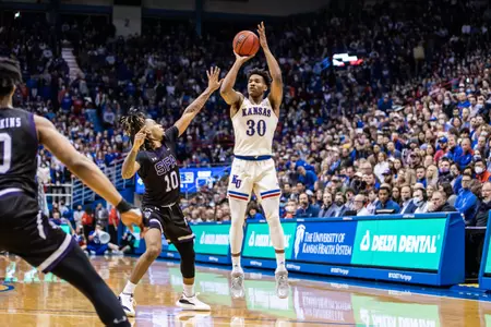 Harvard vs. Kansas Men’s Basketball Game Canceled Image