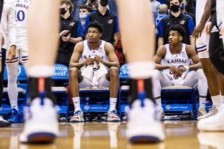 No. 6 Jayhawks to Host No. 21 Longhorns on Senior Night Image