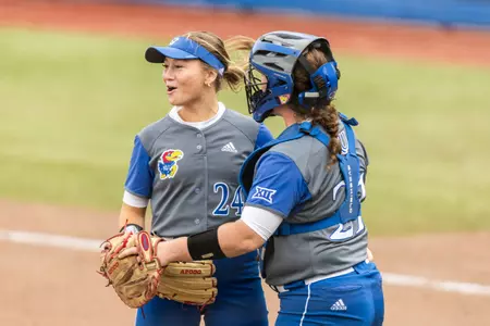 Jayhawks Close out North Texas Series with 9-4 Victory Image