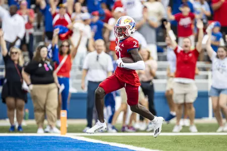 Kansas Outlasts BYU in Big 12 Opener, 38-27, to Advance to 4-0 Image