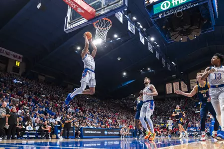 No. 2 Kansas Defeats Kansas City, 88-69 Image