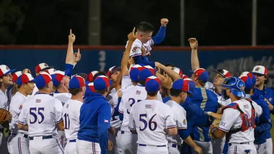 Davis' No-Hitter Caps Sweep of Kansas State In Dillon Sunflower Showdown Doubleheader Image