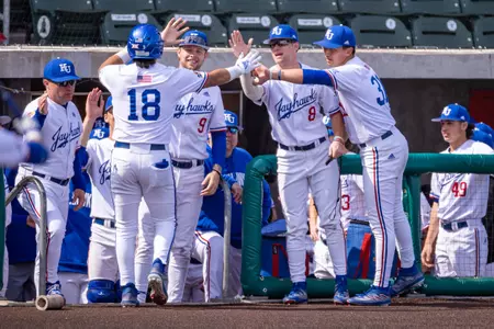 Offense Explodes for 26 Runs and 7 Homers on Sunday Image