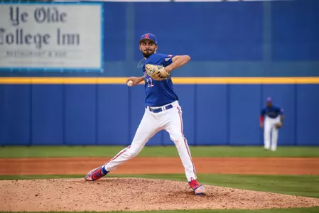 Jayhawks Even Up the Series with 8-2 Victory Image