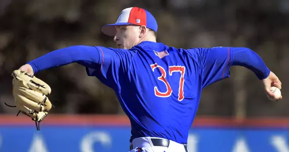 Late Kansas rally falls short at Texas Image