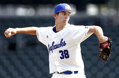 Samford Walk-off in Extra Innings Downs Kansas, 3-2 Image