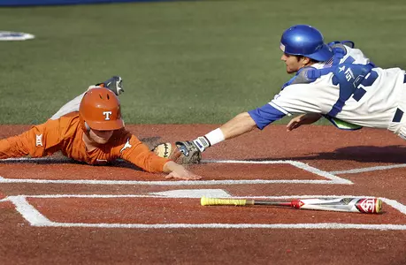 Defense, Turski lead Jayhawks in win against Texas Image