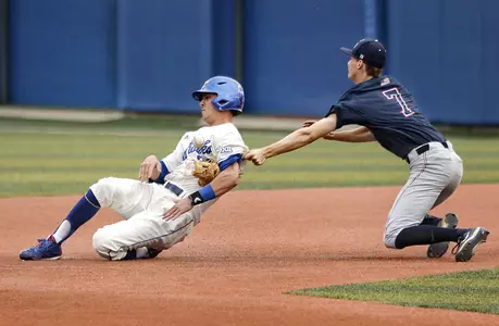 Rackoski’s career day lifts Kansas against Bulldogs Image