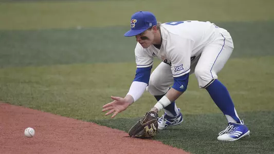 Kansas outlasted by Wildcats Image