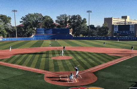 Former bests current in fifth-annual alumni game, 6-2 Image
