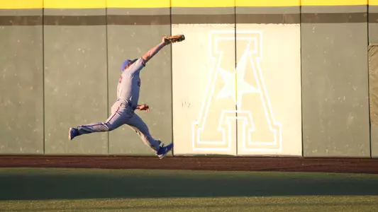 Kansas falls in extras at Wichita State Image