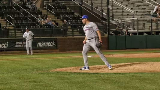 Kansas bullpen staves off Bears in Friday night win Image