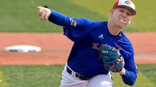 Kansas falls at St. John’s in extras Image