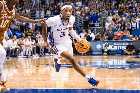 Harris Named to the 2024 Bob Cousy Point Guard of the Year Watch List Image