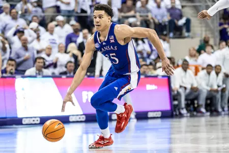 Kevin McCullar Jr. Named Naismith Defensive Player of Year Semifinalist Image