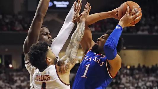 Hot-shooting Red Raiders sink Jayhawks, 91-62 Image