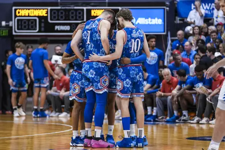 No. 1 Kansas to Face No. 4 Marquette in Maui Invitational Semifinals Image