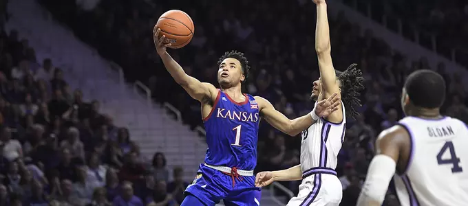 Jayhawks Outlast Wildcats in Manhattan, 62-58 Image