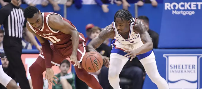 Garrett Propels Jayhawks Past Sooners, 87-70 Image