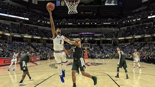 No. 1 Kansas outlasts No. 10 Michigan State at Champions Classic, 92-87 Image