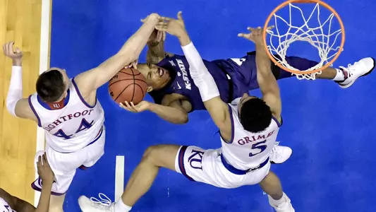 Jayhawks overpower Showdown with Wildcats, 64-49 Image