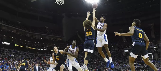 Jayhawks Soar Past Roos in Kansas City, 98-57 Image