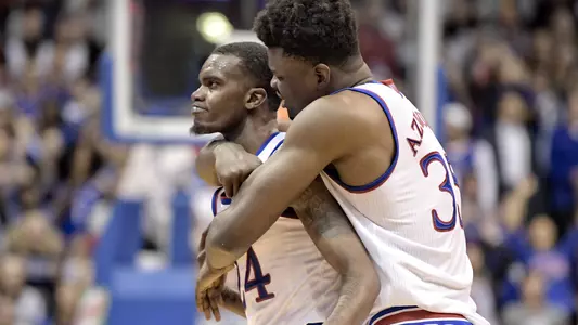 No. 2 Kansas storms back to top Stanford in OT, 90-84 Image