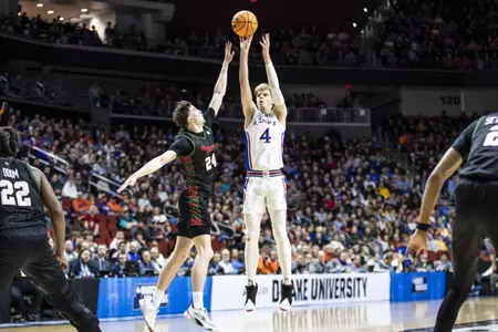 No. 1 seed Kansas Cruises past Howard, 96-68, in NCAA First Round Image