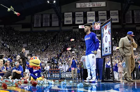 POY sweep: Mason wins John R. Wooden Award Image