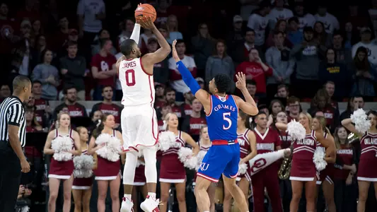 Sooners too much for Jayhawks in Norman, 81-68 Image