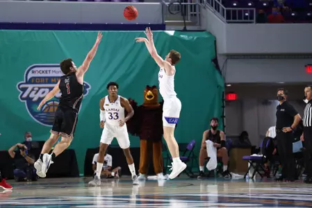 Braun’s Career Day Leads Jayhawks Past Saint Joseph’s, 94-72 Image