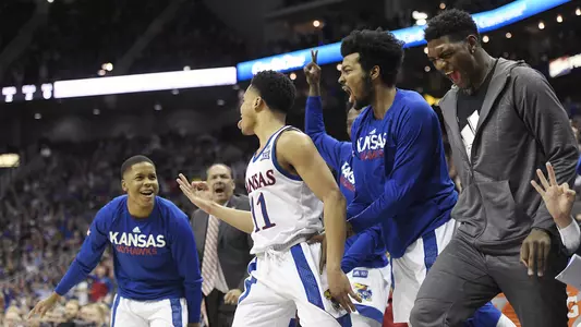 Defense lifts Jayhawks into Big 12 semifinals Image